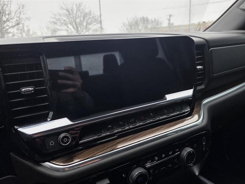 chevrolet Silverado 1500 2023 - 18