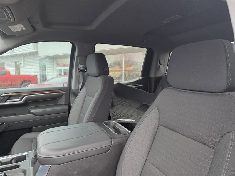 chevrolet Silverado 1500 2023 - 22