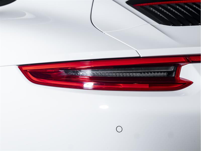 porsche 911 2017 - 19