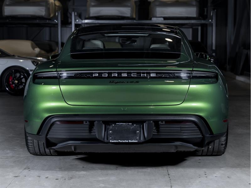 porsche Taycan 2023 - 10