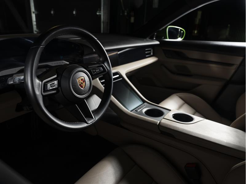 porsche Taycan 2023 - 15