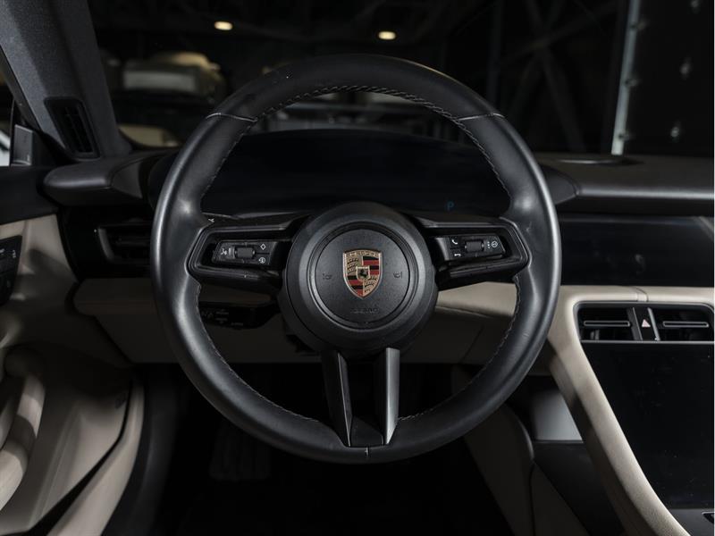 porsche Taycan 2023 - 16