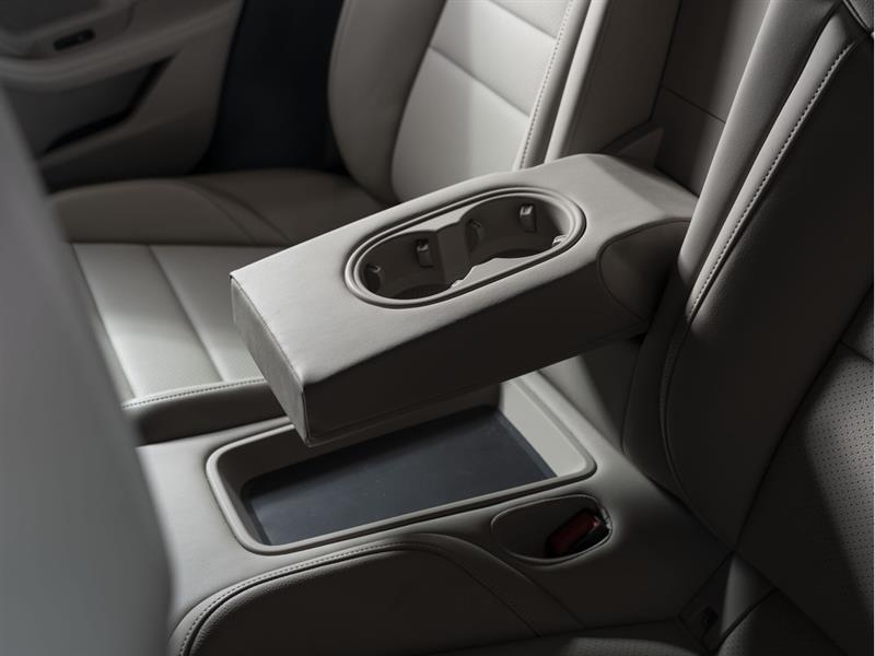 porsche Taycan 2023 - 24