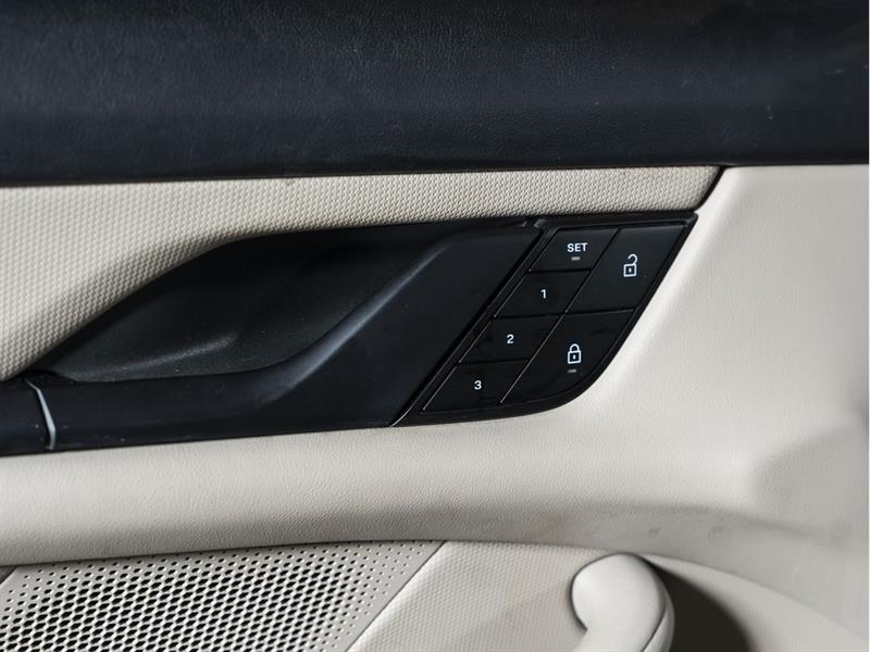 porsche Taycan 2023 - 26