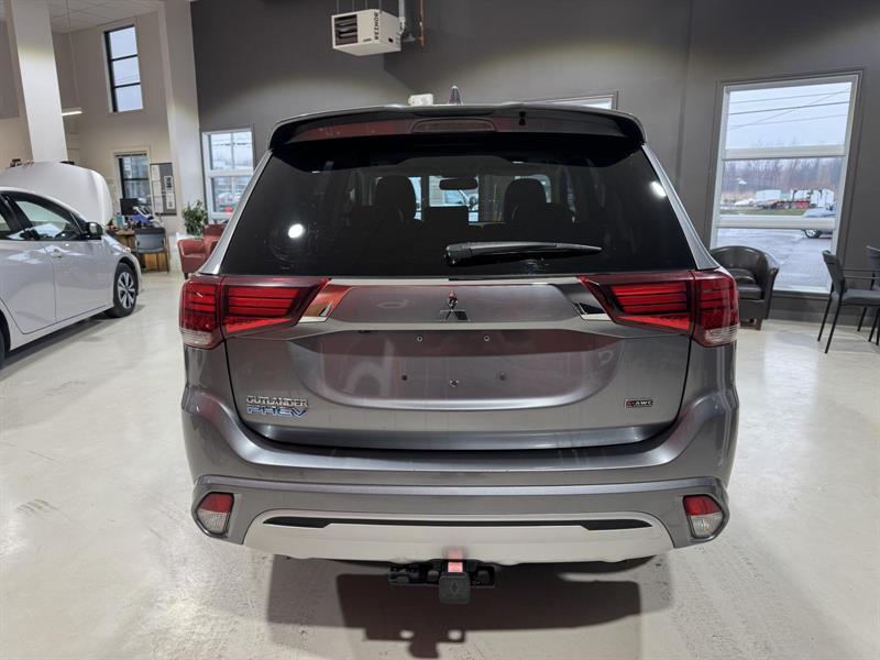 mitsubishi Outlander 2022 - 5