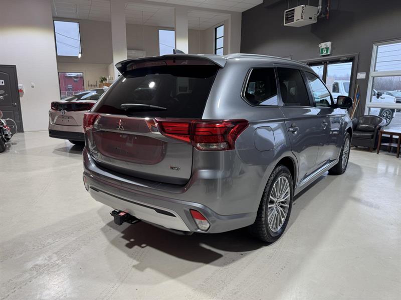 mitsubishi Outlander 2022 - 9