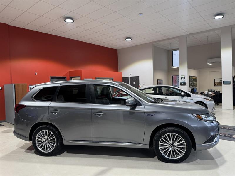 mitsubishi Outlander 2022 - 10