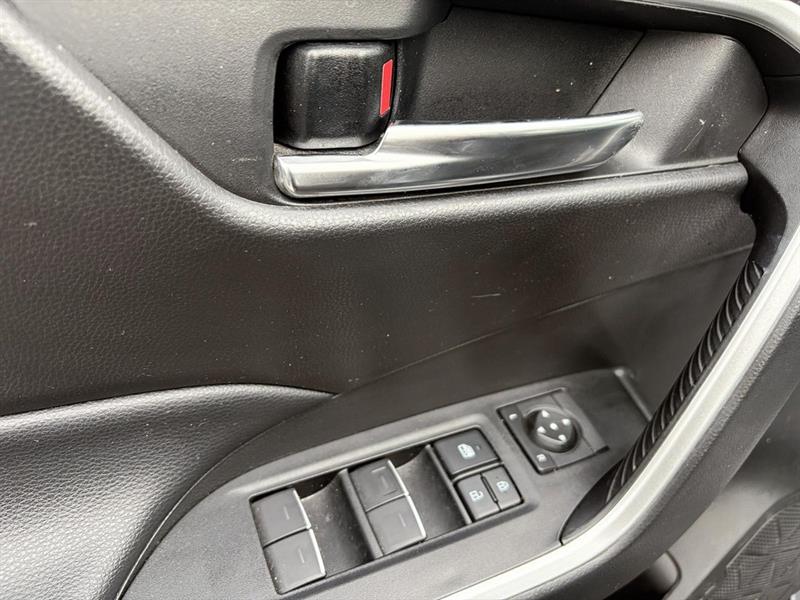 toyota RAV4 2022 - 11