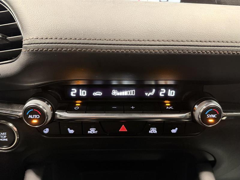 mazda Mazda3 2023 - 18