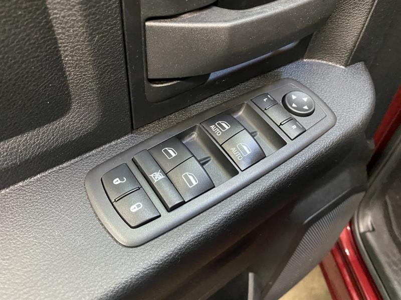 ram 1500 Classic 2021 - 29