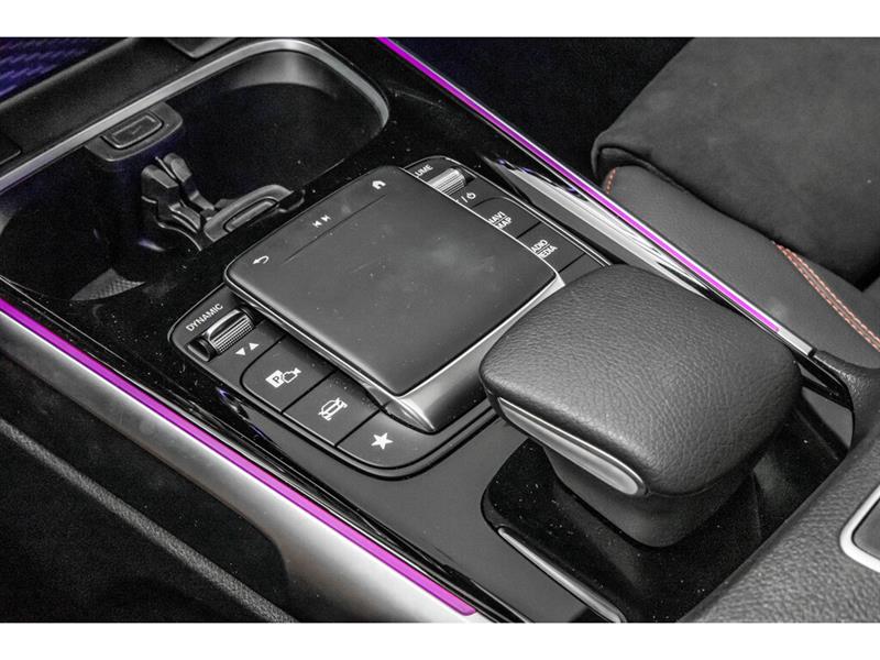 mercedes-benz EQB 2023 - 26