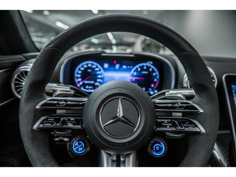 mercedes-benz SL63 AMG 2022 - 18