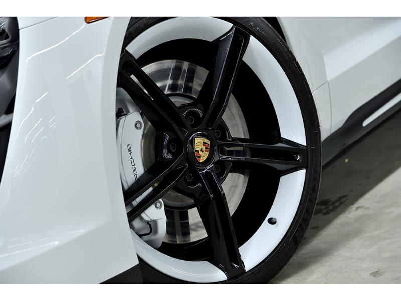 porsche Taycan 2023 - 8