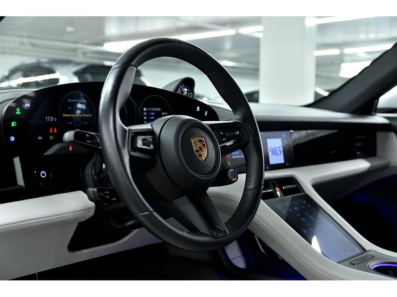 porsche Taycan 2023 - 10