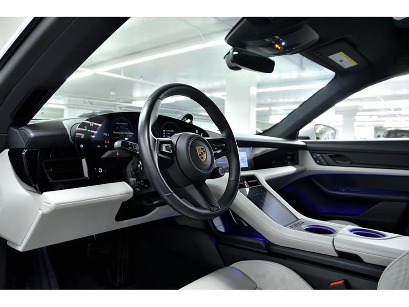 porsche Taycan 2023 - 11