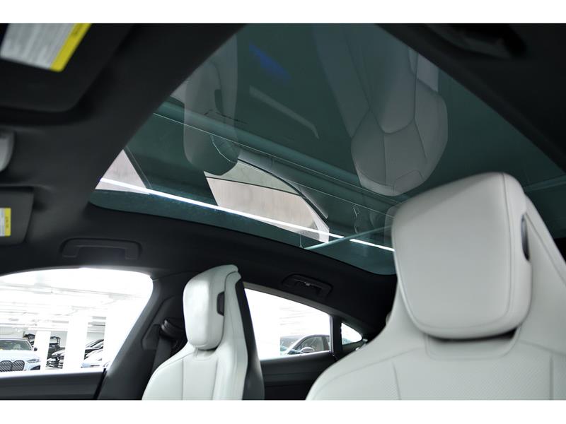 porsche Taycan 2023 - 16