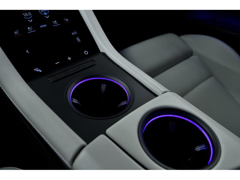 porsche Taycan 2023 - 27