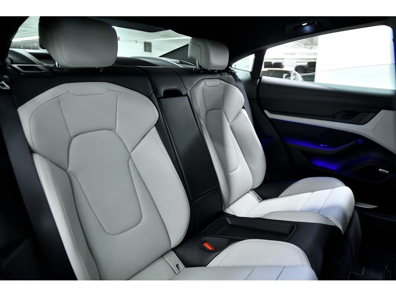 porsche Taycan 2023 - 38