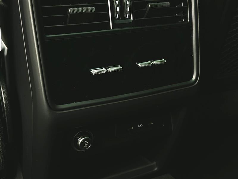 porsche Cayenne 2025 - 24