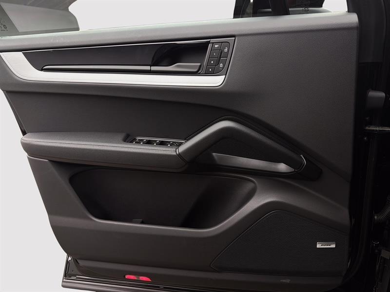 porsche Cayenne 2025 - 28