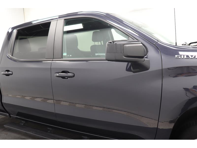 chevrolet Silverado 1500 2023 - 14