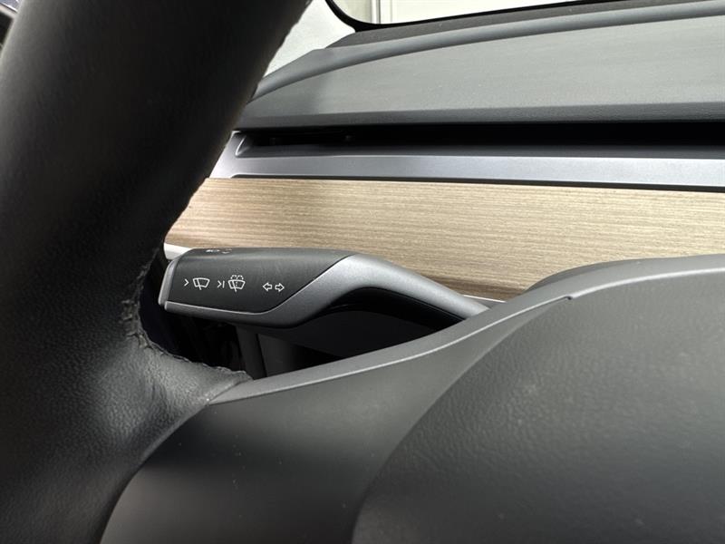 tesla Model 3 2023 - 21