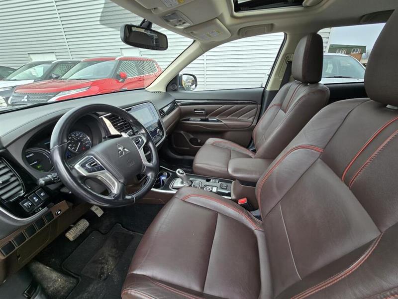 mitsubishi Outlander PHEV 2018 - 13