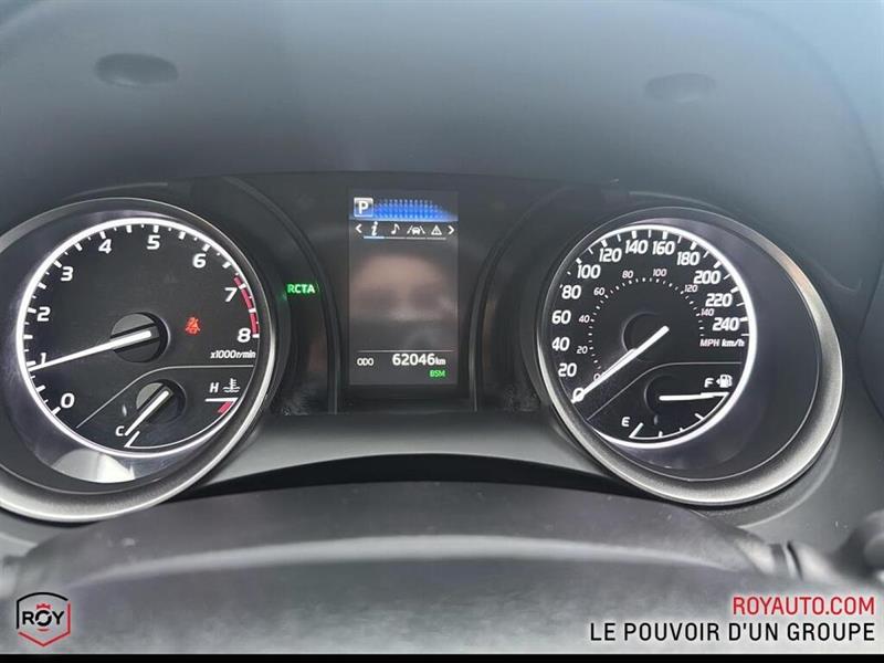 toyota Camry 2021 - 13