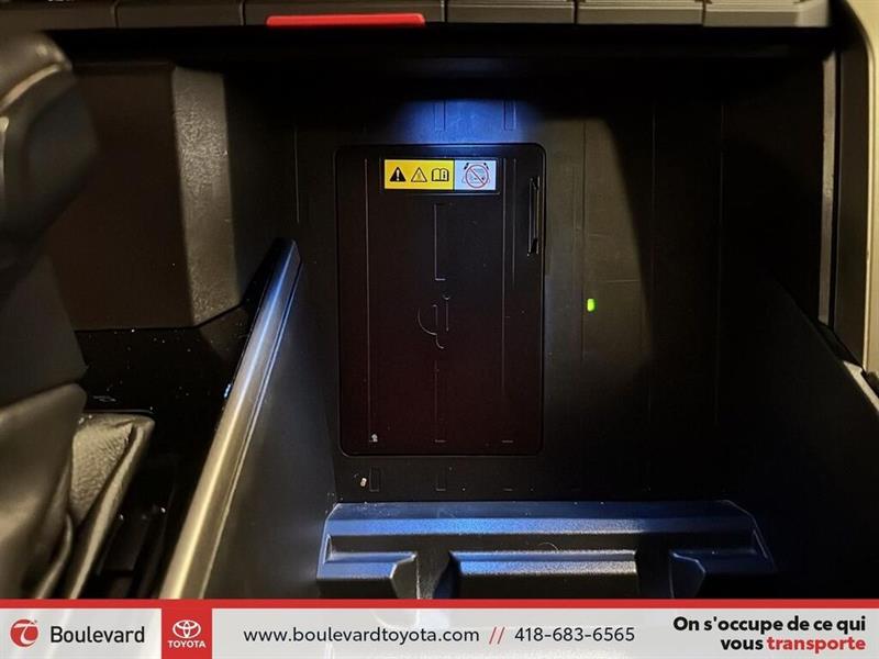 toyota Tundra 2022 - 16