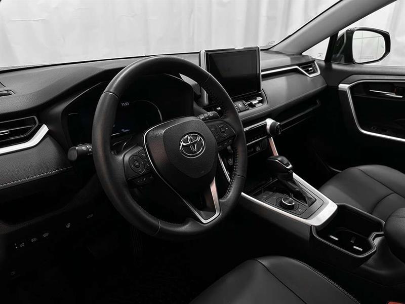 toyota RAV4 2024 - 11
