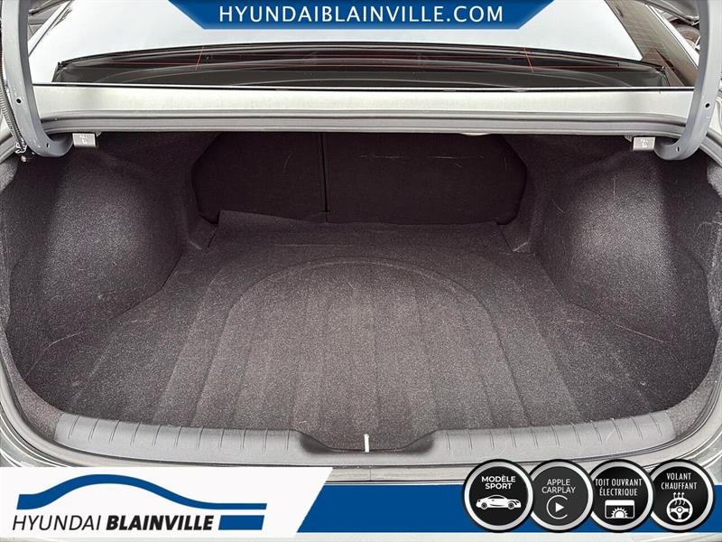 hyundai Elantra 2022 - 12