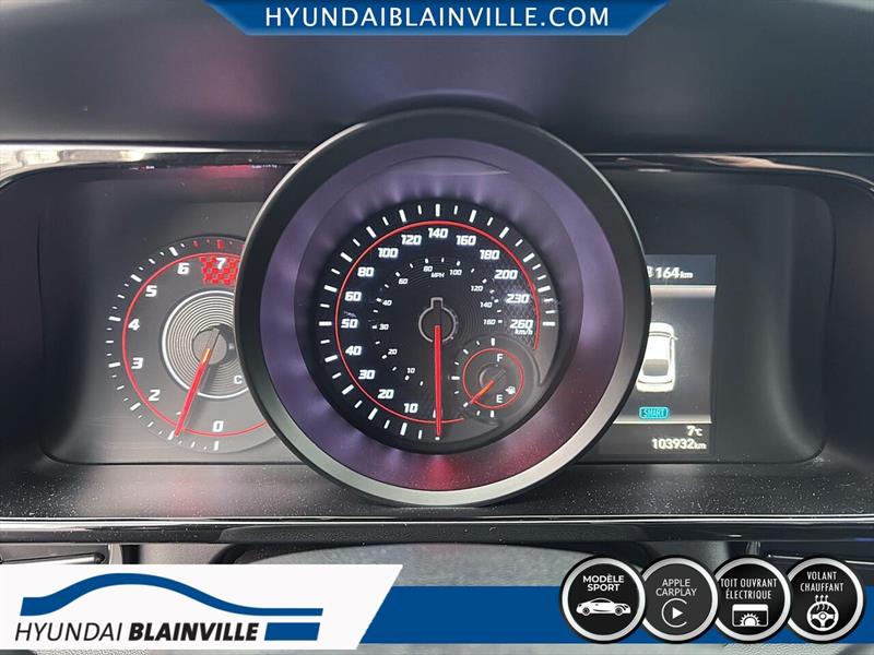 hyundai Elantra 2022 - 19