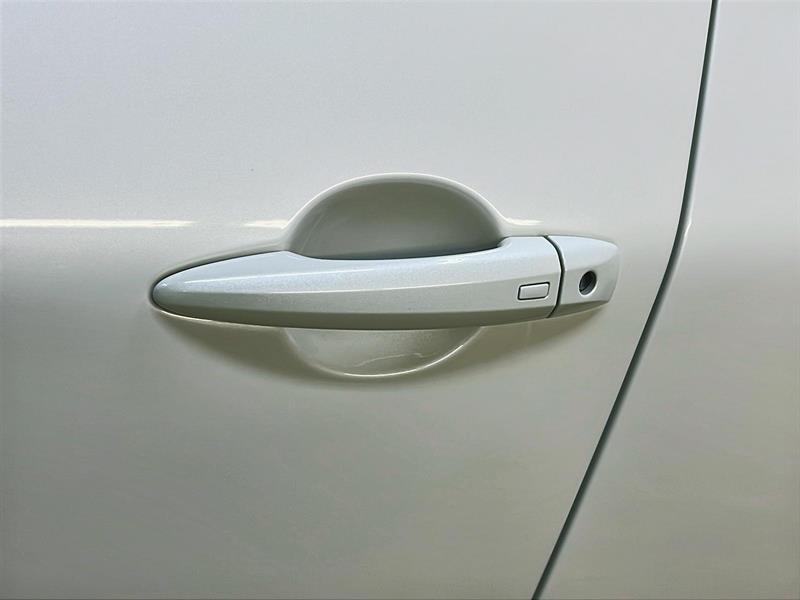 nissan Rogue 2023 - 25