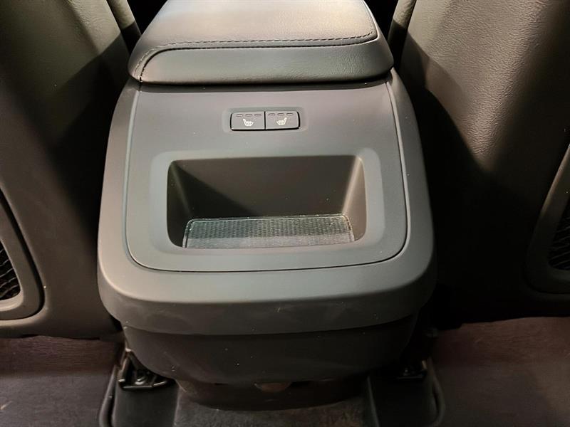 volvo XC60 2023 - 11