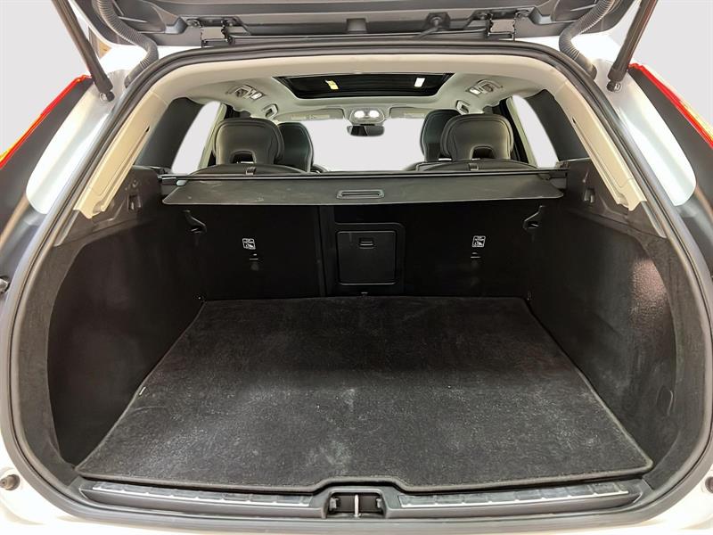 volvo XC60 2023 - 14