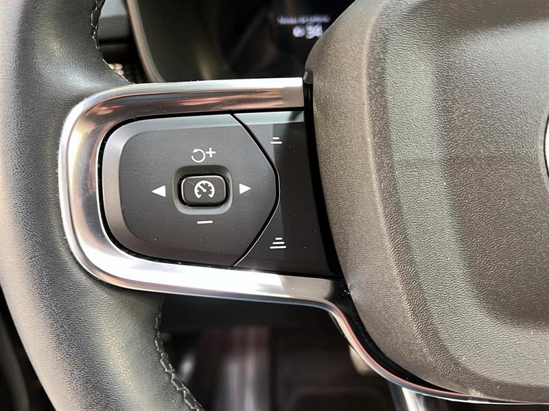 volvo XC40 2022 - 21