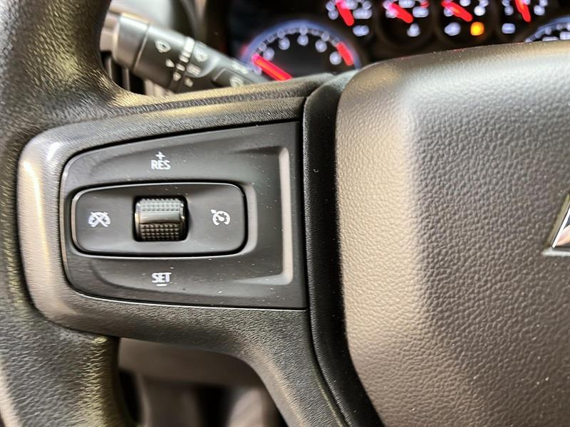 chevrolet Silverado 1500 LTD 2022 - 16