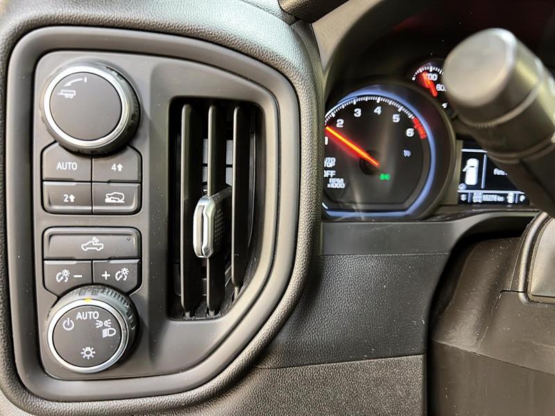 chevrolet Silverado 1500 LTD 2022 - 17