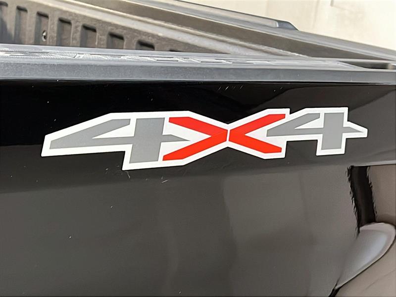 chevrolet Silverado 1500 LTD 2022 - 21