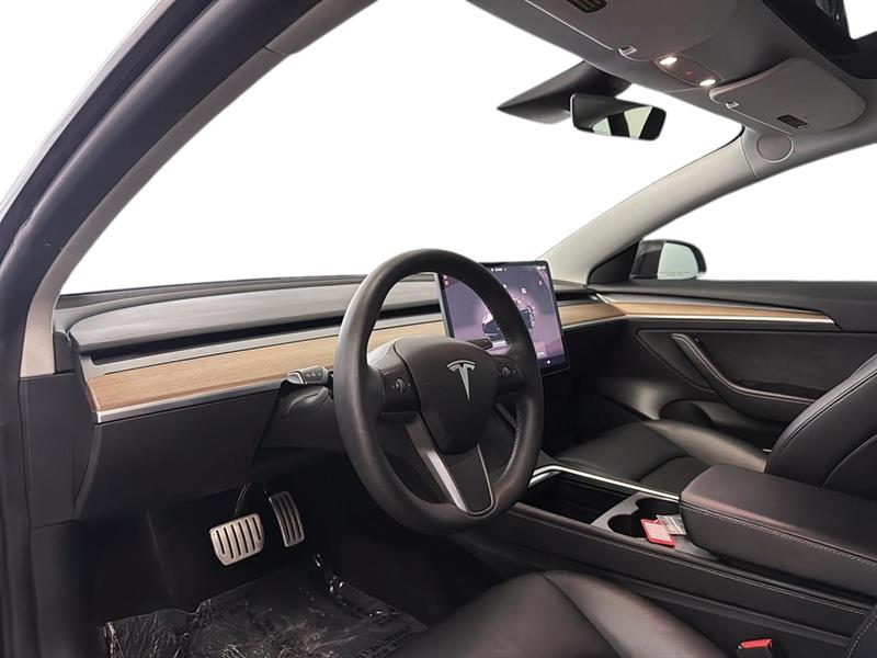 tesla Model 3 2022 - 13