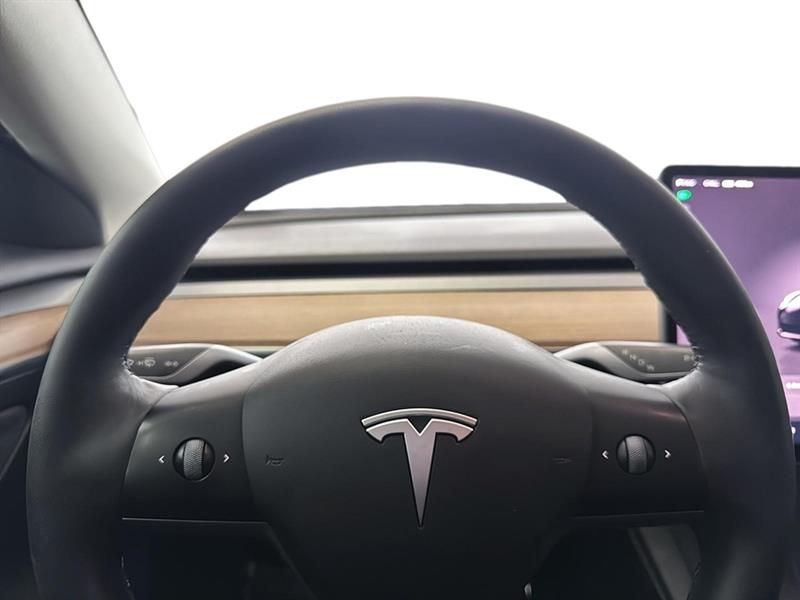 tesla Model 3 2022 - 25