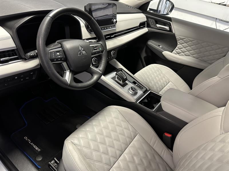 mitsubishi Outlander PHEV 2023 - 9