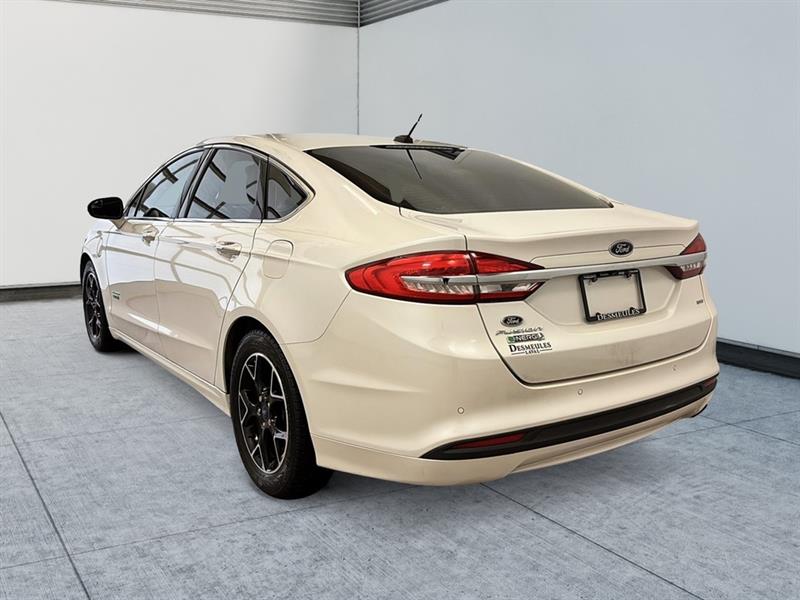 ford Fusion Energi 2017 - 9