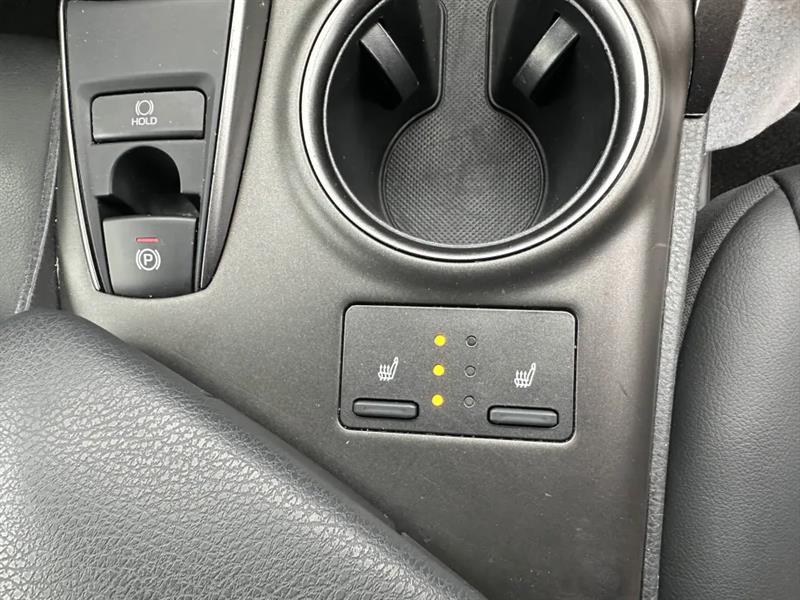 toyota Camry 2023 - 13