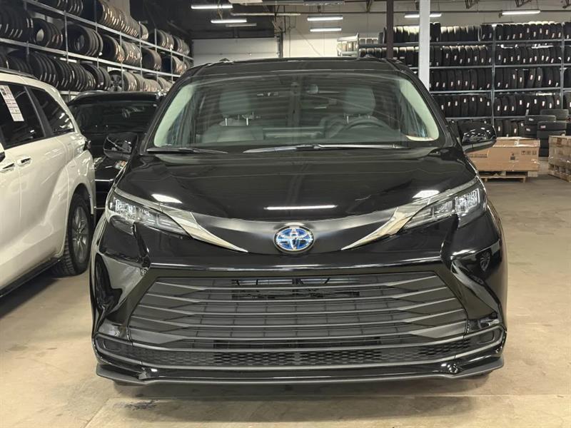 toyota Sienna Hybrid 2025 - 2