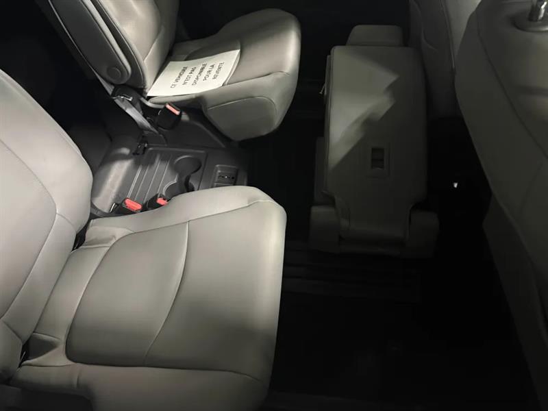 toyota Sienna Hybrid 2025 - 9