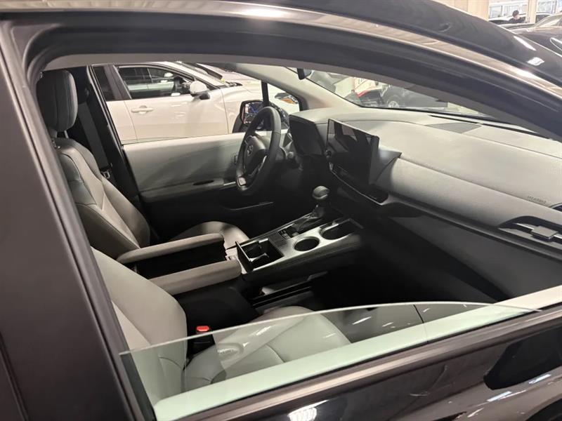 toyota Sienna Hybrid 2025 - 10