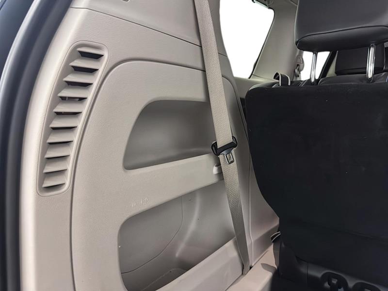 chrysler Pacifica 2021 - 14