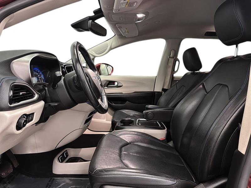 chrysler Pacifica 2021 - 19