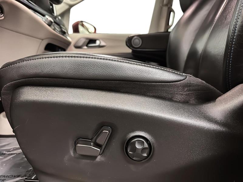 chrysler Pacifica 2021 - 22